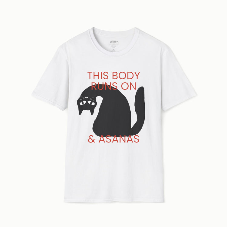 Dieser Körper läuft auf Asanas und Katzen - ich